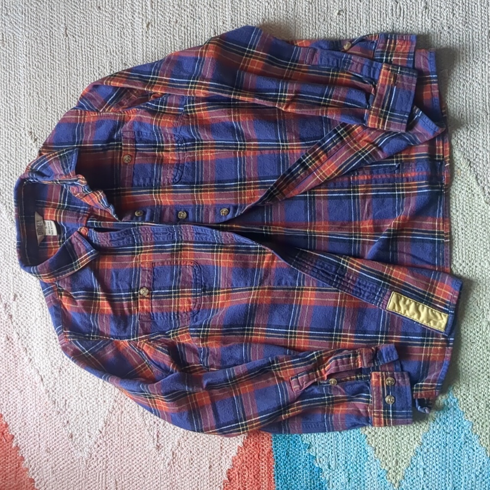 Duluth Free Swinging Flannel Size small